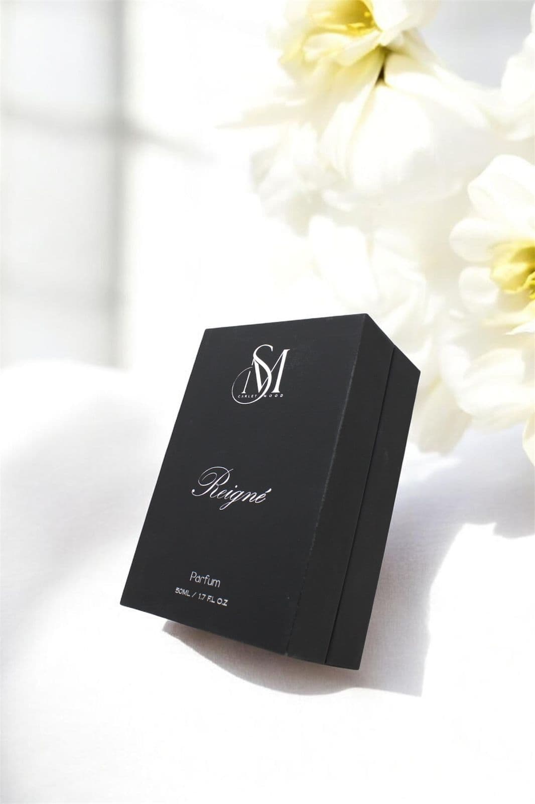 Reigné luxury packaging by Scarlet MOOD