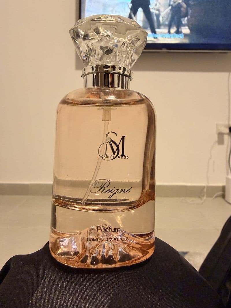 Reigné Eau de Parfum — real product photo